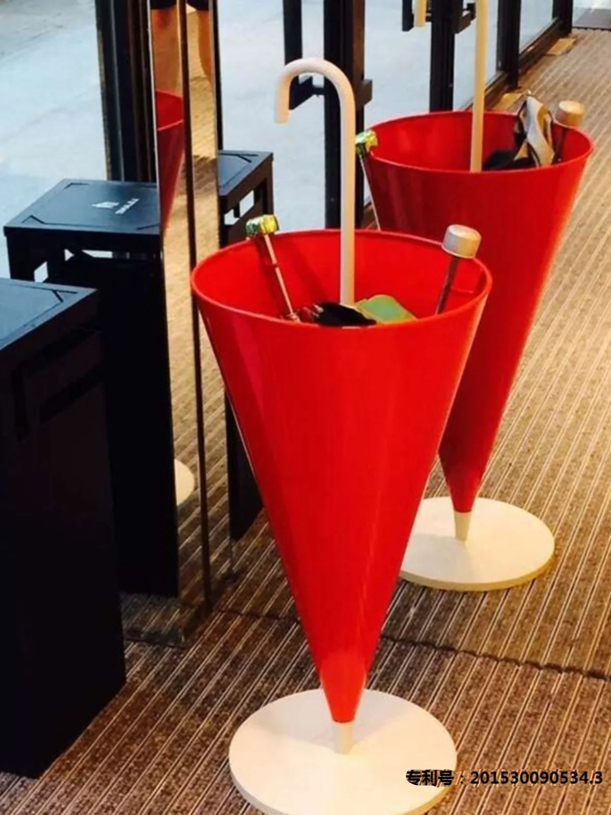 Creative Fashion Lobby Novel European Umbrella Bucket Storage Rack