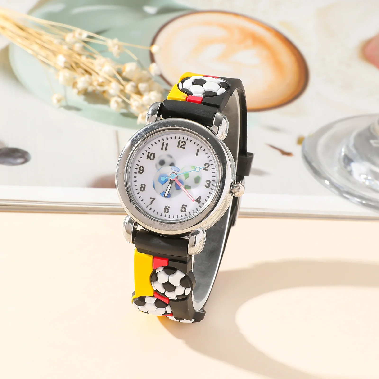 1pc/2pcs-Fashionable cartoon football children's quartz watch, watch bracelet, box set, ideal choice for gift giving