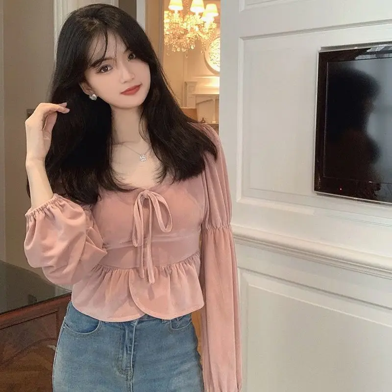 

Women's High-end Sweet Velvet Lace-up Long-sleeved Shirt