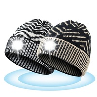 Unisex LED Head Lamp Beanie Rechargeable Hands Free 4 Led Headlamps Cap Winter Knitted Night Lighted Hat Flashlight for Jogging