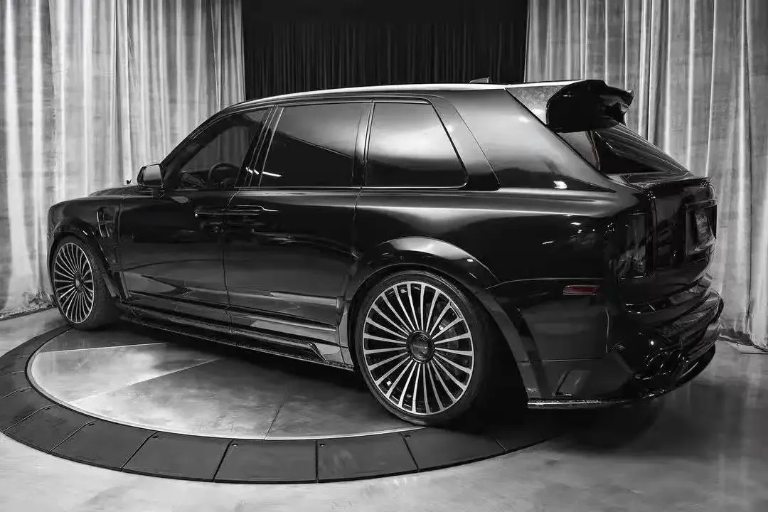 ألياف الكربون + مادة الألياف الزجاجية تحديث كولينان مانسي نمط الجبهة المصد الخلفي هود ل رولز رويس كولينان طقم الجسم