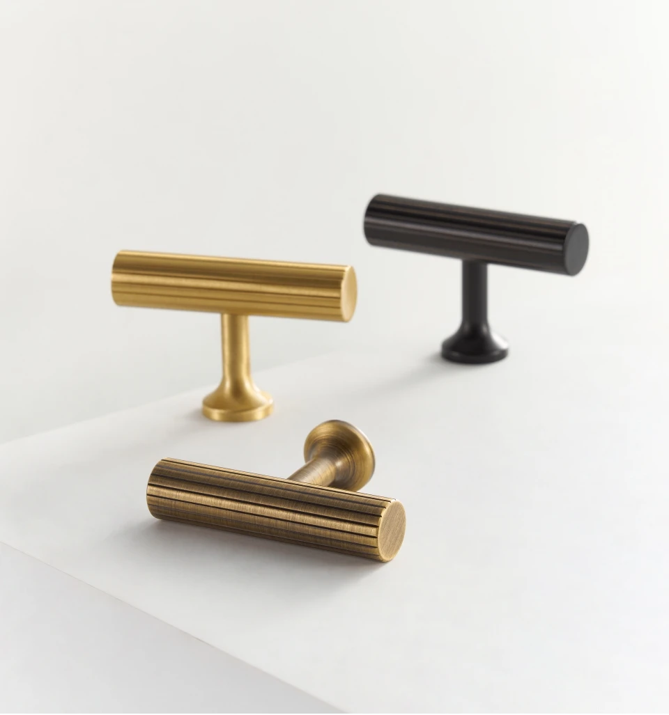 Nurlin Solid Brass Art Deco Vertical Lines Linear Kitchen Cabinet Knobs T Bars Bedroom Wardrobes Long Pull Drawer Handle