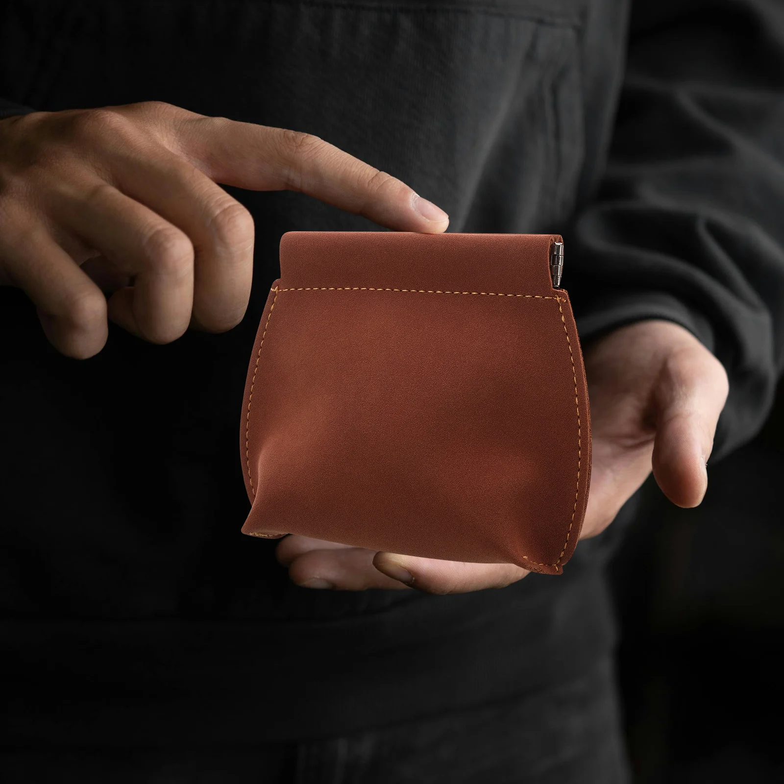 حقيبة عملات معدنية بإغلاق زنبركي تلقائي للرجال، محفظة أنيقة خفيفة الوزن من البولي يوريثان، منظم صغير محمول، ملحقات السفر، مكياج