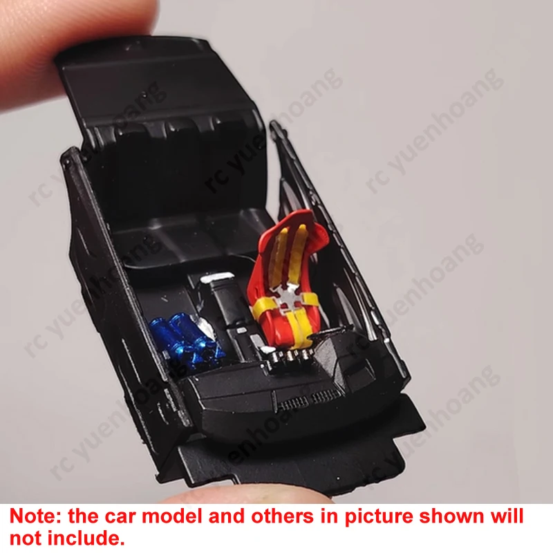 1 Zestaw Montażowy Grawerowany Arkusz Pas Bezpieczeństwa Malowalny Zestaw Symulacyjnego Krzesła DIY Akcesoria Dekoracyjne Ulepszenia do Samochodu RC w Skali 1/64 Mo