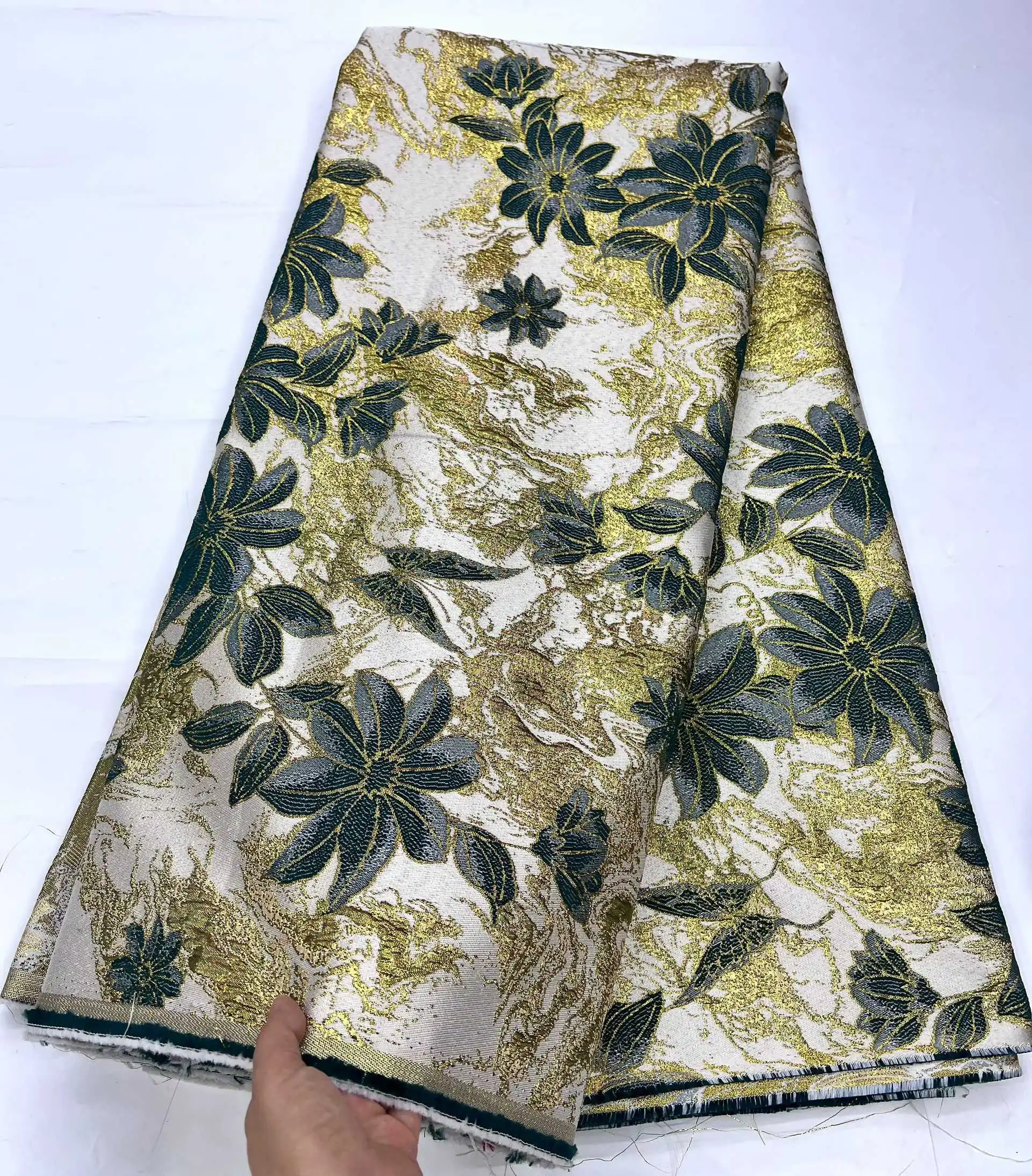 Hoge kwaliteit Afrikaanse vergulde kantstof Nieuwste Nigeriaanse kantstof Borduren Brokaat kantstof voor bruiloft naaien