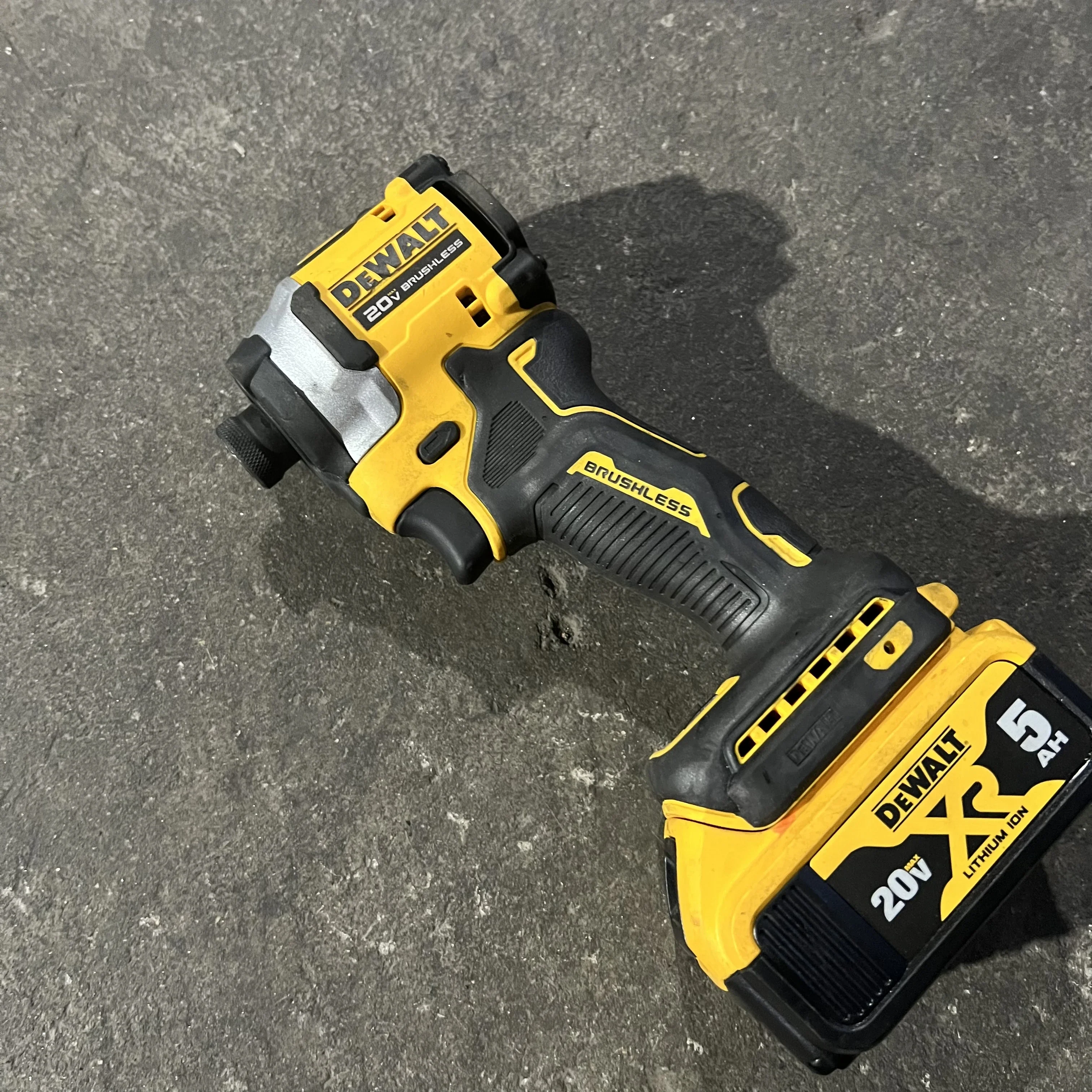 Dewalt DCF850 1/4\