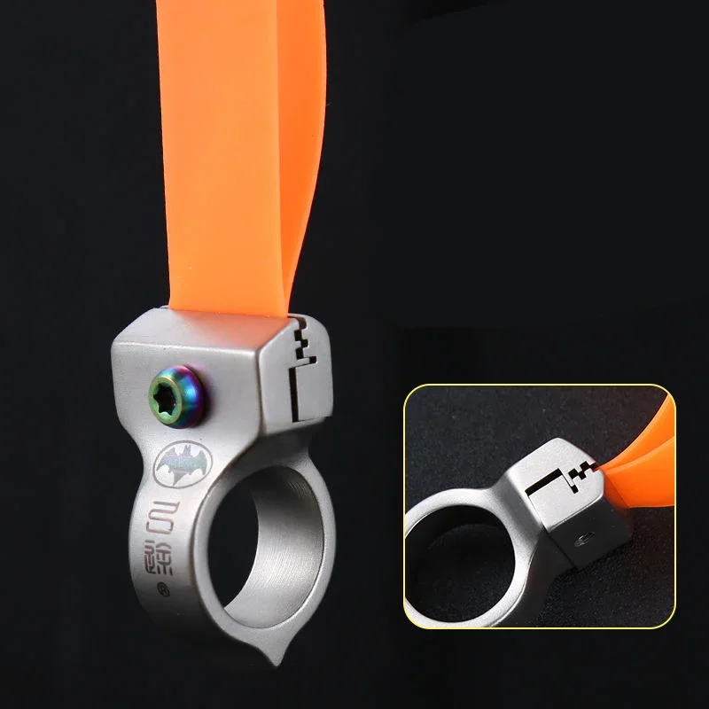Picture 3: Outdoor EDC Frameless Ring Slingshot Flat Leather Quick Press Clip Rubber Band 304 Stainless Steel