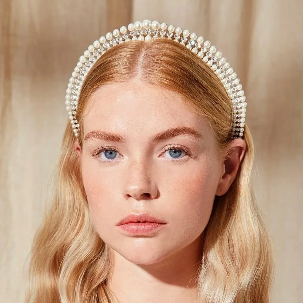 

Hair Hoop Rhinestones Princess Crown Headband Elegant Exquisite Pearl Headwear Unique Retro Style European Hairband Women