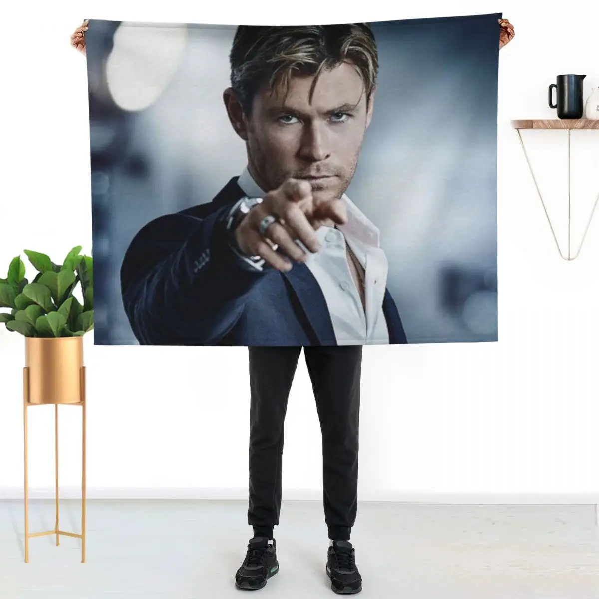 Chris Hemsworth Throw Blanket Comforter For Sofa Thin Soft Plush Plaid funny gift Bed covers Softest Blankets