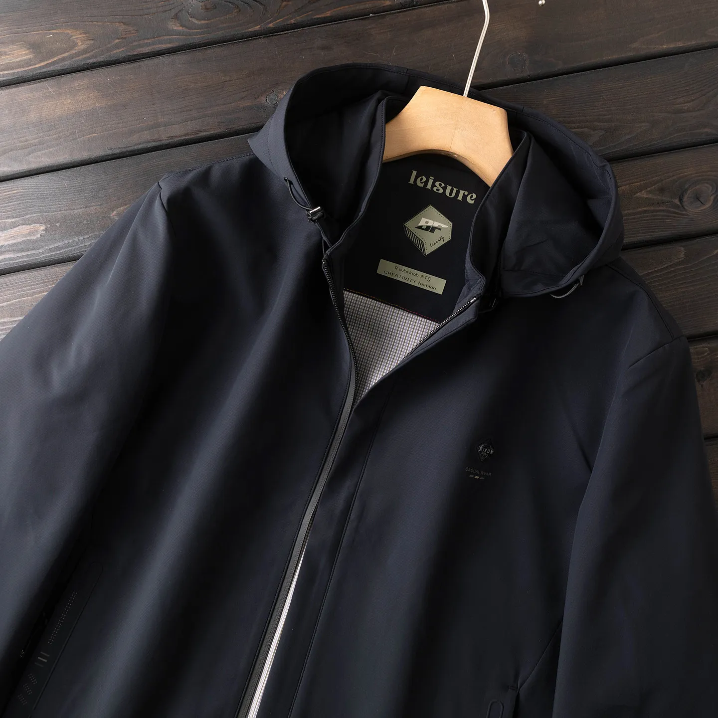 Italian light business, comfortable and smooth milk silk, high-end men's windproof and waterproof hooded jacket
