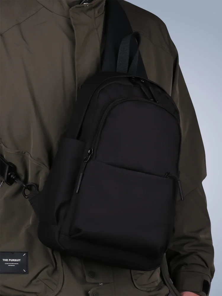

Men's Casual Canvas Chest Bag Sport Single oulder Bag Large Capaci Faion Crossbody Bag for Students Leisure Activities
