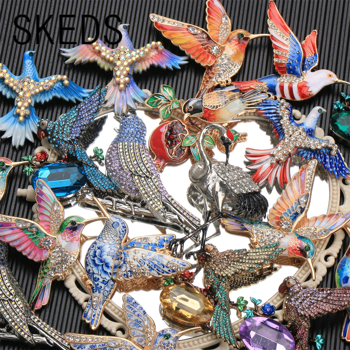 SKEDS Vintage-Vogelbroschen, luxuriöser Designer-Schmuck für Damen, modische Tier-Kolibri-Korsage, Kristall-Pins, große Brosche