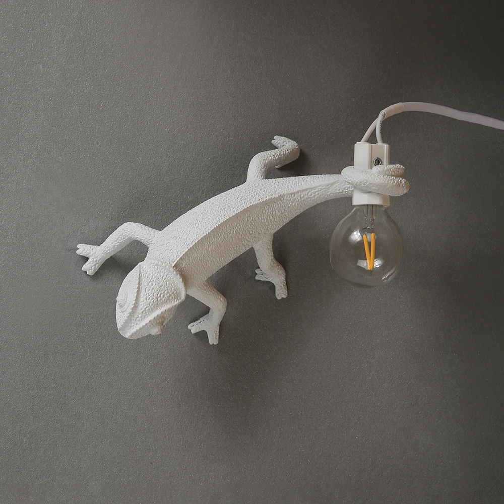 creative lizard wall lamp bedroom Bedside Night light living room home decor Cute Resin Animal lights chameleon Light Fixtures