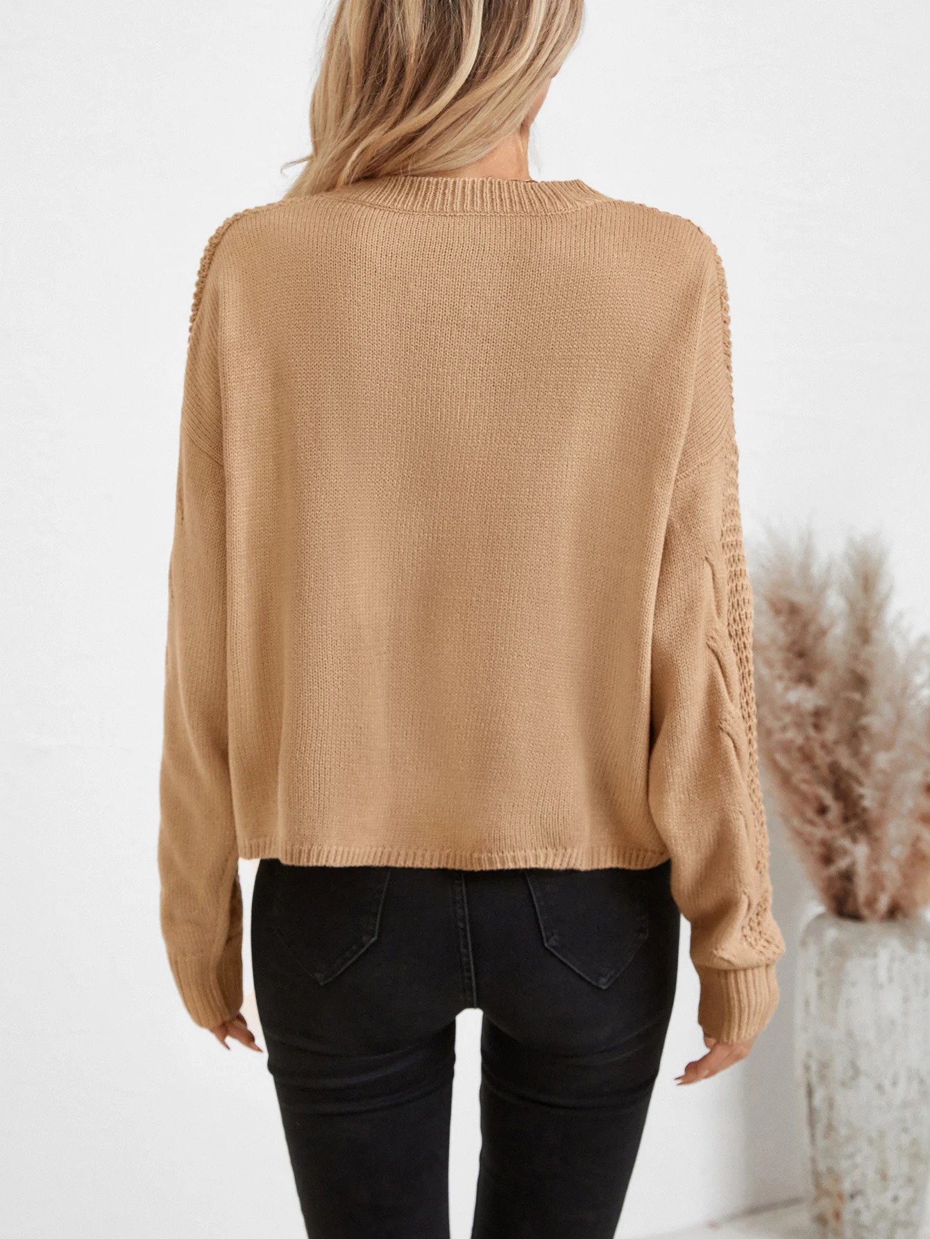 Europe and the United States autumn and winter explosion of solid color pullover round neck twist loose sweater casual knitwear