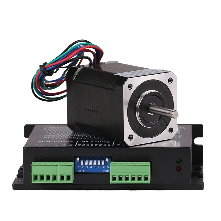 

Комплект ЧПУ: Драйвер шагового двигателя Nema17 MC442E (2 фазы) и гибридный шаговый двигатель Nema17 (2 фазы) 0.12 Н·м, модель 2026 года