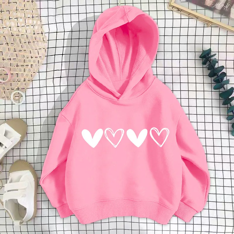 Hot Sale girls' fashion hoodie with heart print – a lightweight, spring/autumn style sweater for children and young girls