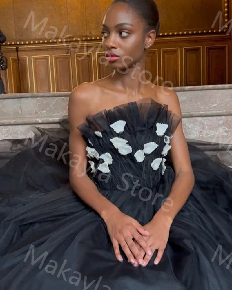 Vestidos de graduación sin tirantes para mujer, Vestido largo de tul, línea A, elegante, hecho a medida, flores blancas, negro, bonito, fiesta de noche