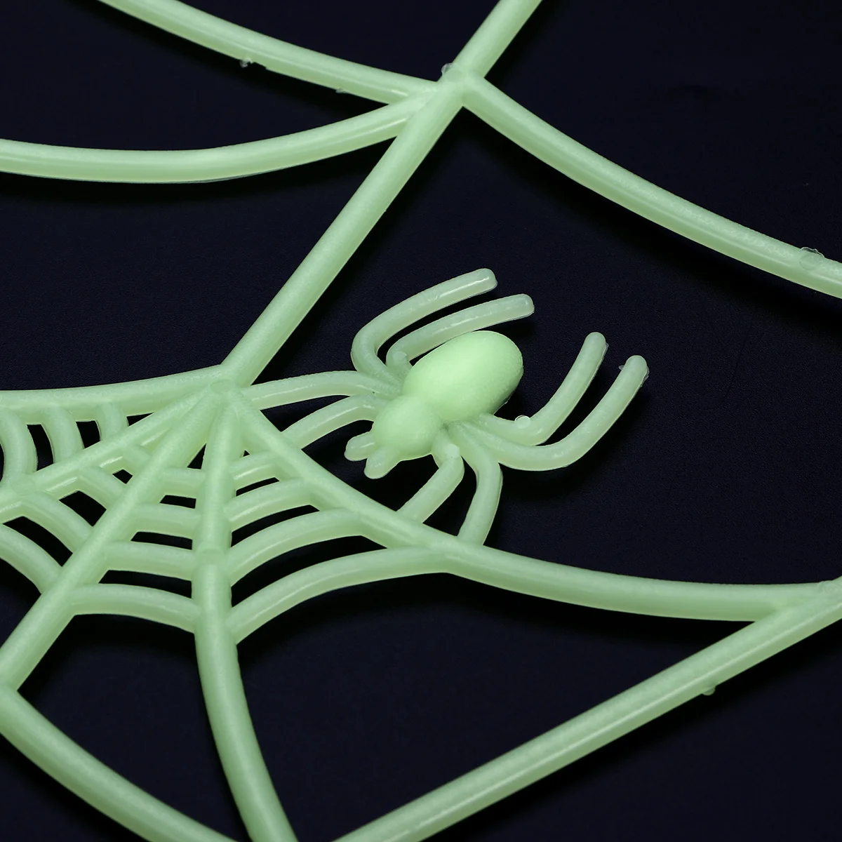 Lichtgevende Glow in The Dark Spinnenweb 62 cm Diameter 4 Stuks Plastic Spider Halloween Spookhuis Decor Spookachtige Verlichting