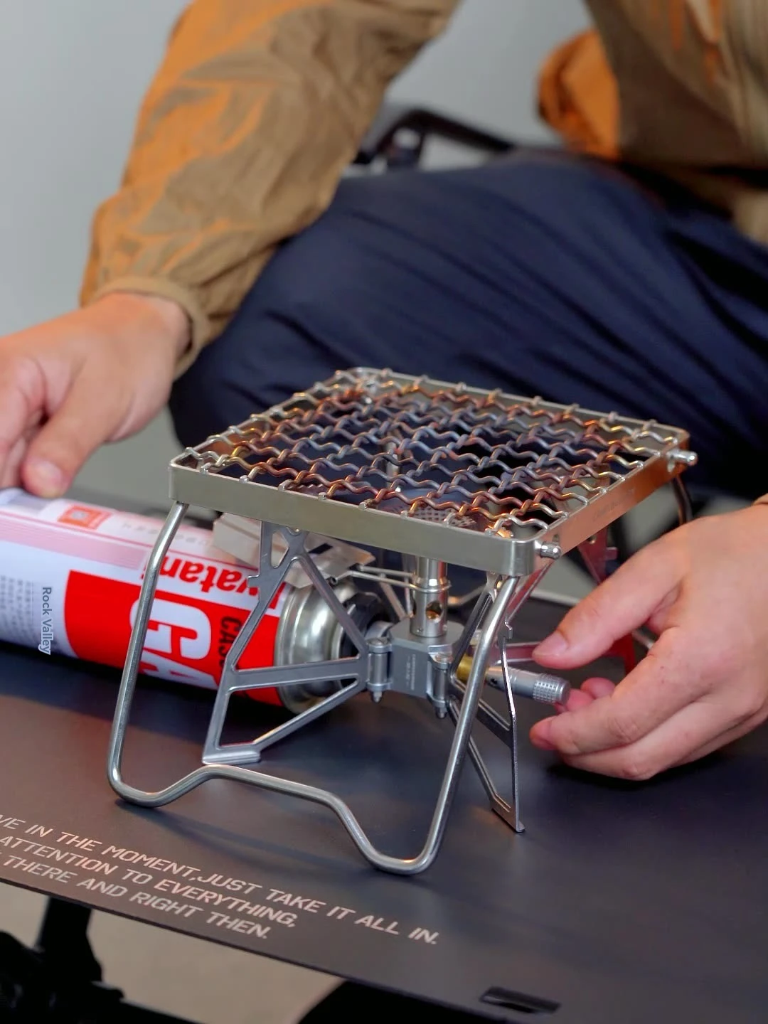 

Портативная складная мини-спиртовая плита CAMPINGMOON MS-1011 для кемпинга и рыбалки с сеткой для барбекю