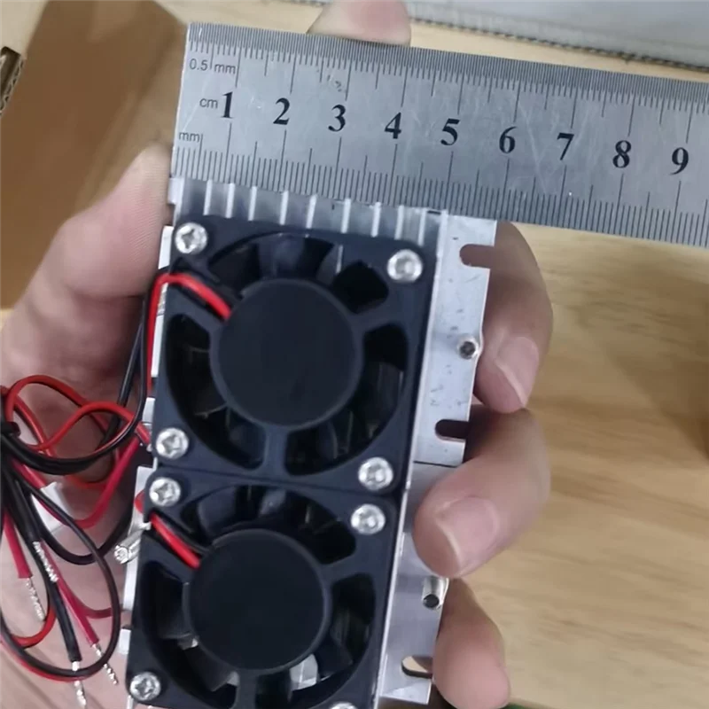 

AED6-144W Thermoelectric Peltier Refrigeration Cooler 12V Semiconductor Air Conditioner Cooling Systems DIY Kit