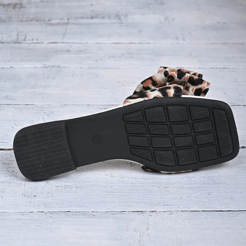 New Women Platform Slippers Lightweight Wedge Sandals Fashion Beach Casual Slippers Outdoor Flat Women Shoes Home Slides Women