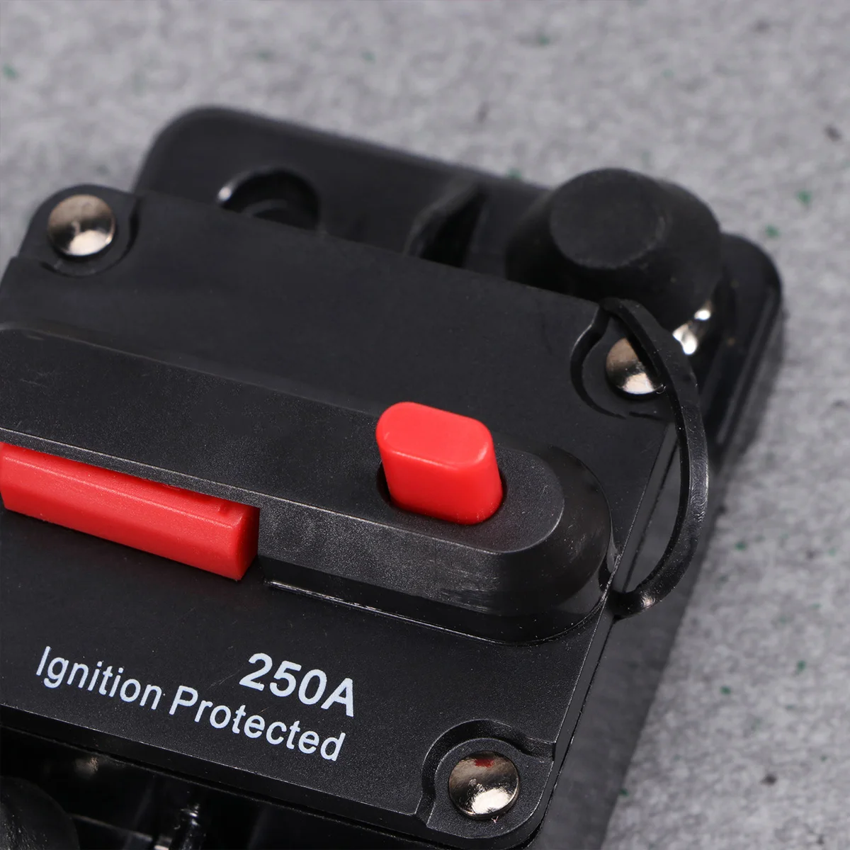 

250A Waterproof Manual Reset High Amp Circuit Breaker Dual Stud Prevent Excessive Current Protect Electrical Equipment