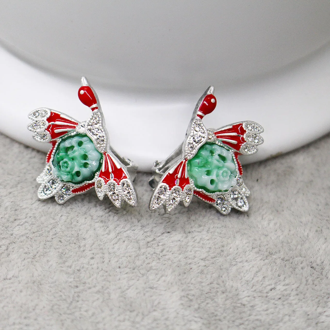 

Light Luxury Senior Bird Earrings Ear Clips Women Antique Earrings Fashion