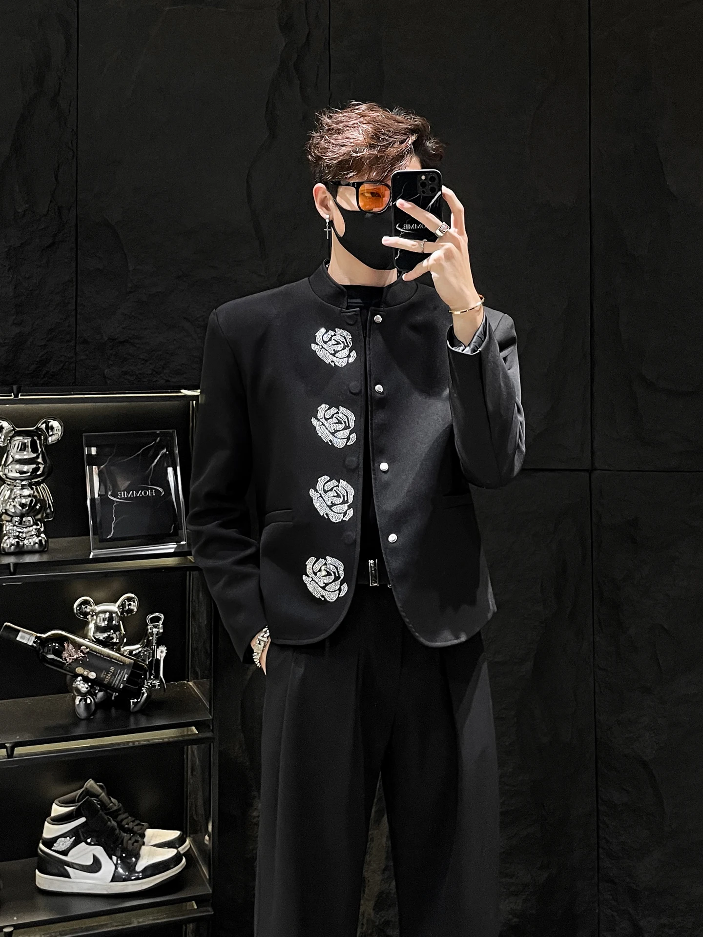 

New Chinese Sle Rose Flower Rhinestone Stand Collar Men's ort Pad oulder Suit Jaet High-End Feeling Casual Faion