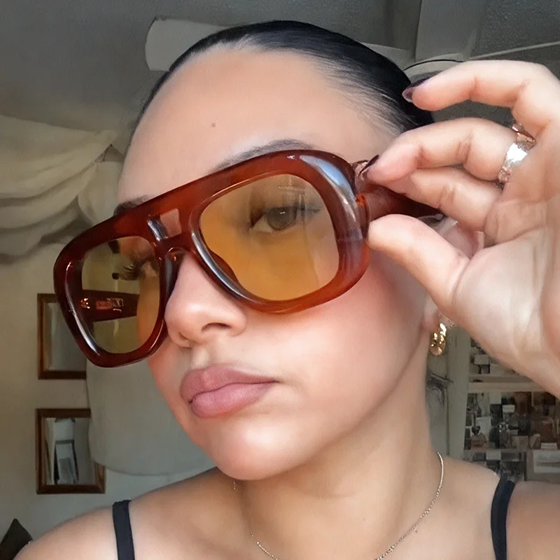 New Trendy Oversized Large Frame Y2K Square Sunglasses for Women Vintage Retro Oval Gradient Sunglasses UV400 Decoration Shades