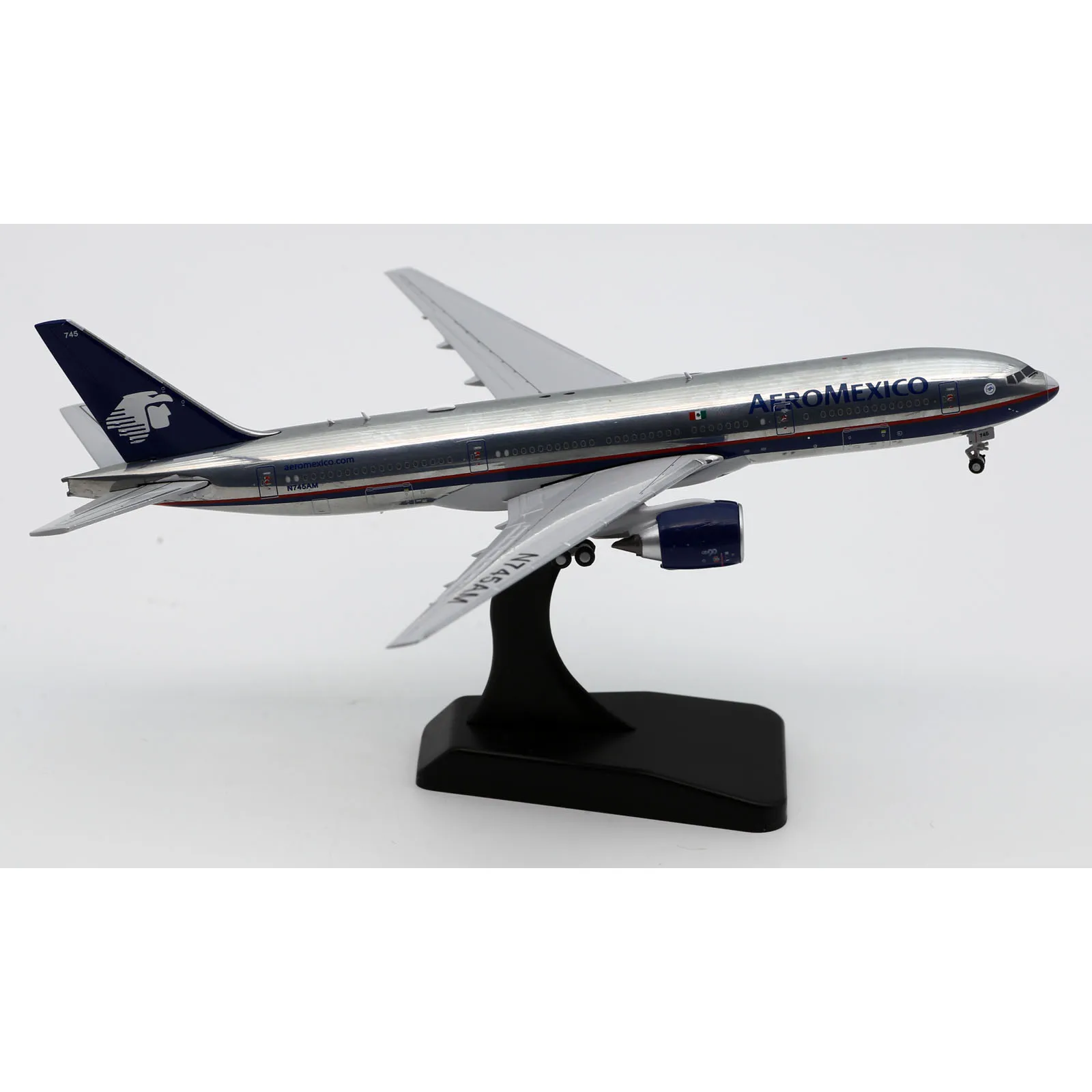 XX40025 Alloy Collectible Plane Gift JC Wings 1:400 Aeromexico Airlines Boeing B777-200ER Diecast Aircraft Jet Model N745AM