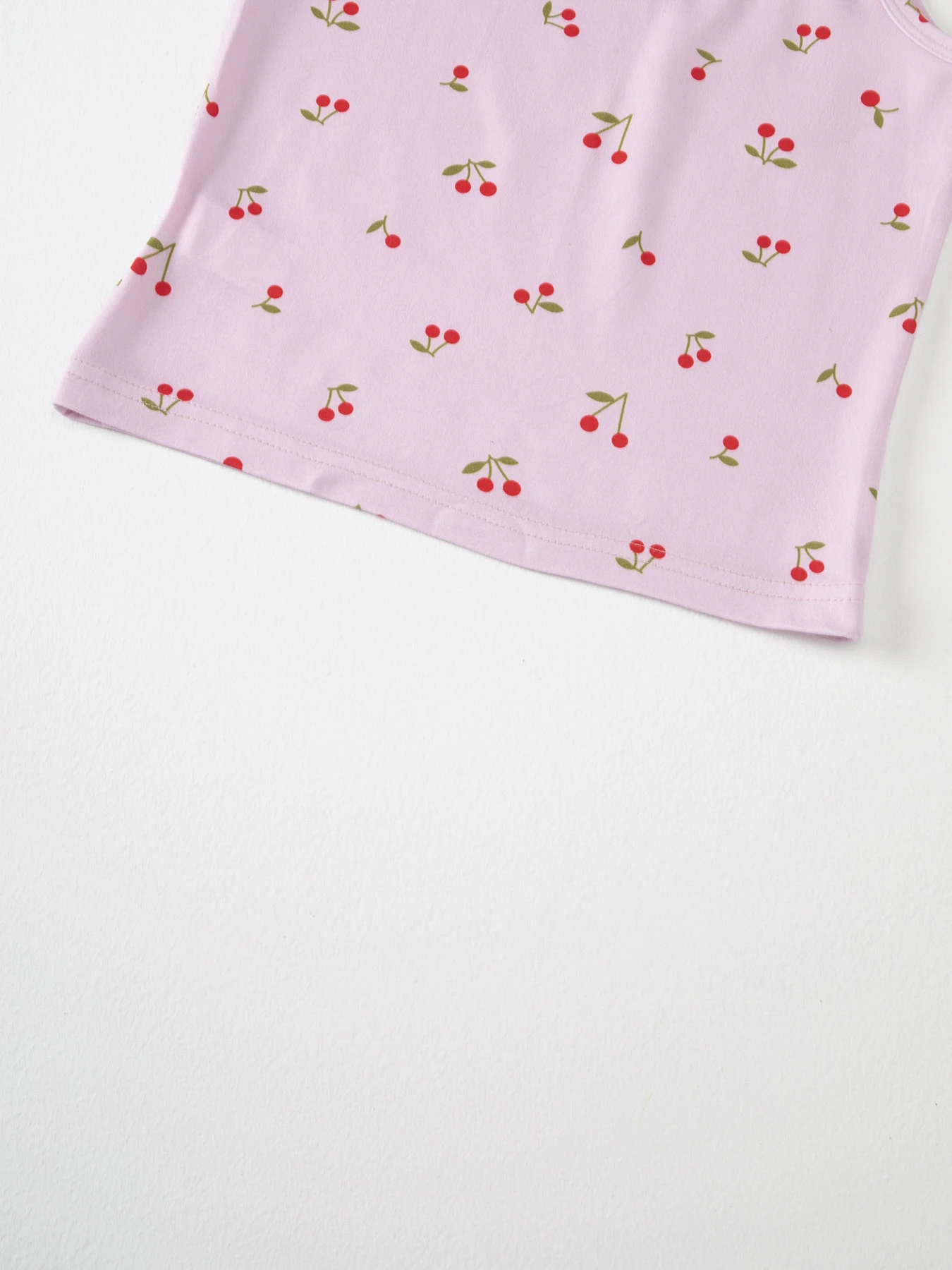 4-teiliges Set süßer und niedlicher bedruckter Camisole-Westen für Mädchen für alle Jahreszeiten, bequeme Unterweste, ärmelloses Oberteil für Kinder. – Detail 19
