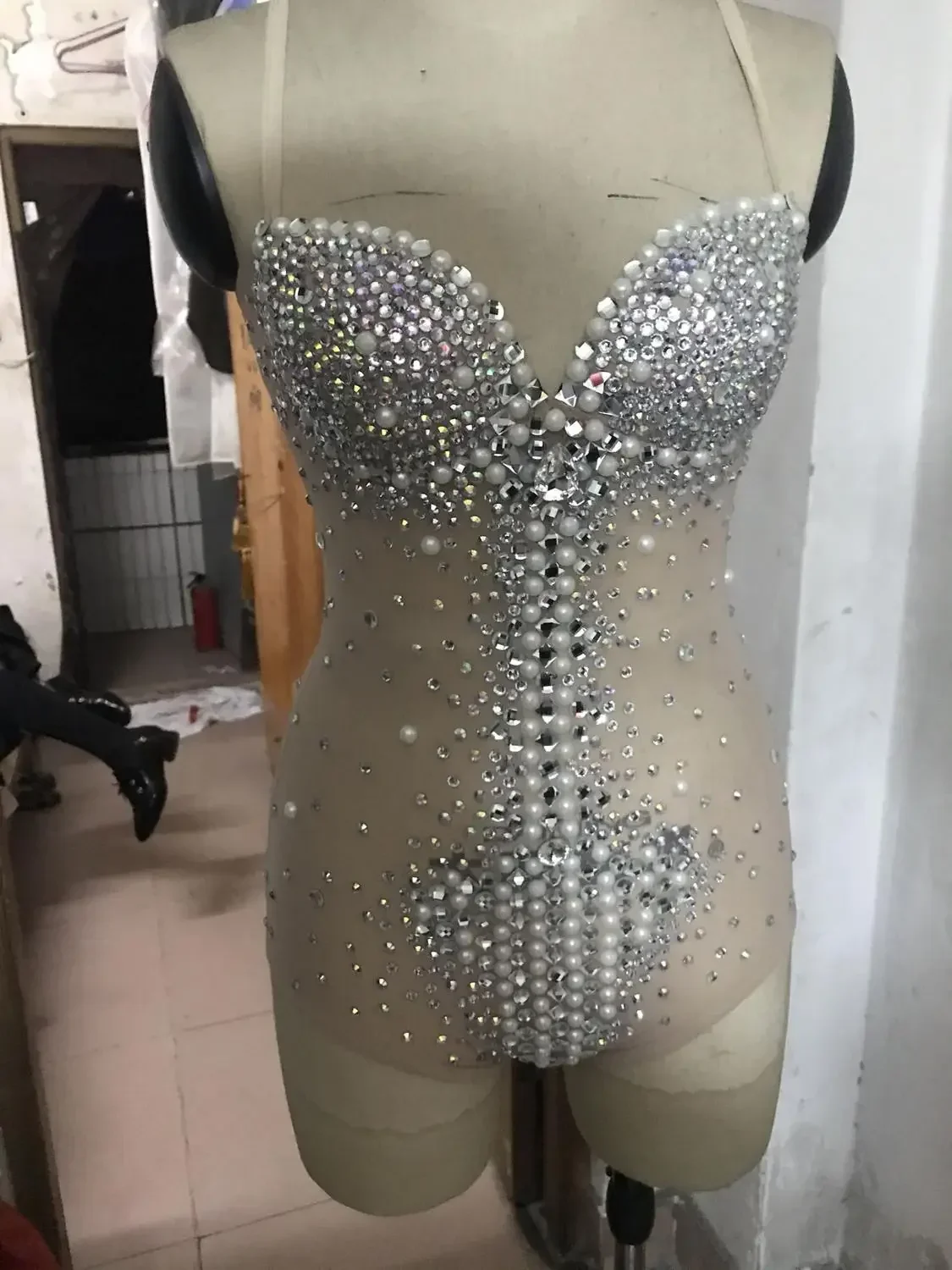 

2022 New Sexy Colorful Fringes Rhinestones Bodysuit Women Stage Dance Costume Nightclub Dance Female Singer Show Bright Leotard