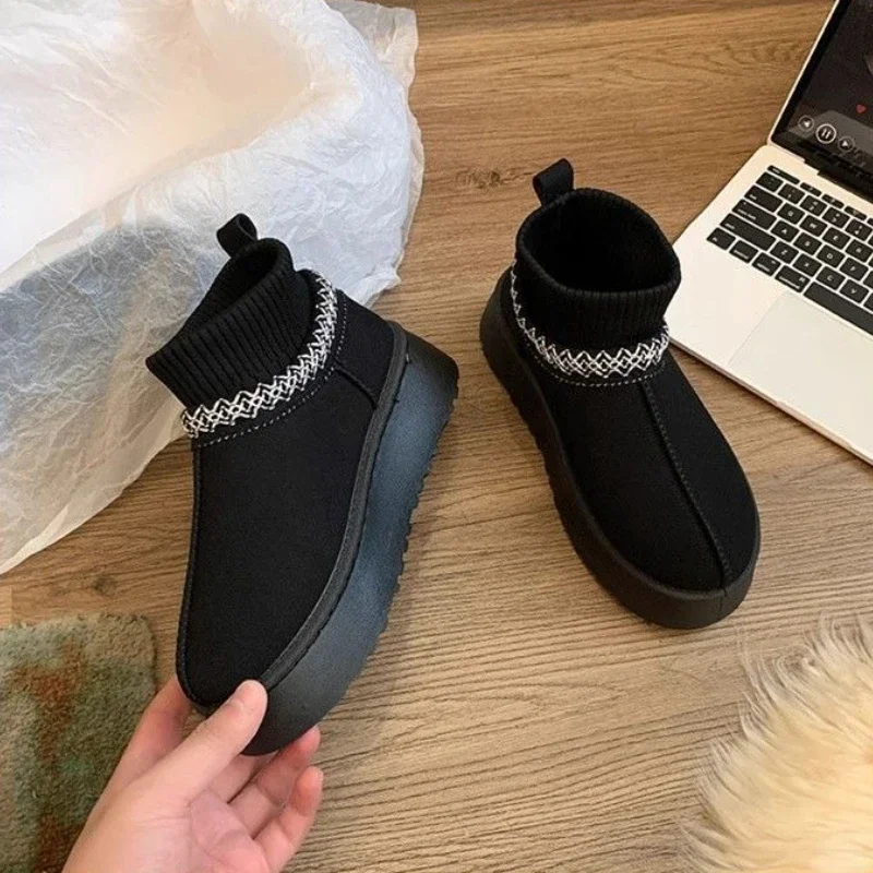 

Round Toe Snow Boots for Women Splicing Trend 2025 Sale Boot Designer Luxury High Quality Booties Lamb Padded Goth Woman Shoes