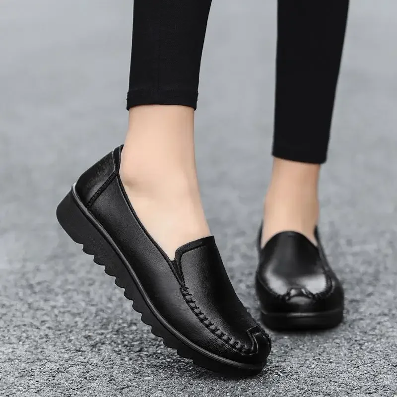 First layer soft cowhide mother comfortable soft bottom shallow mouth round head flat bottom moccasin pregnant women work loafer