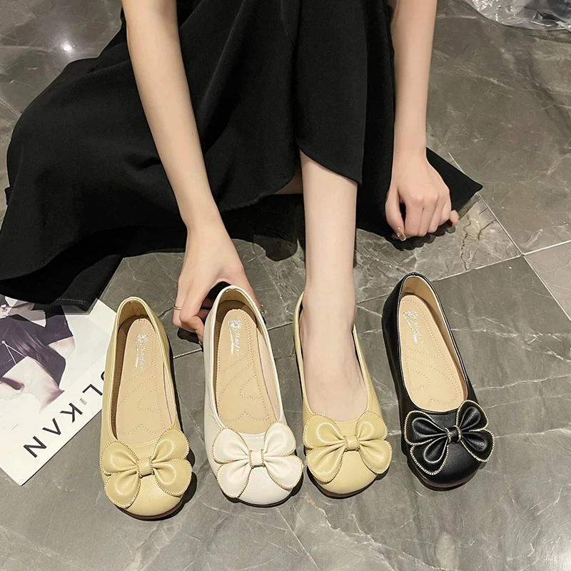 

Round Headed Flat Bottomed Bean Shoes Women Fashion New Soft Soled Shoes With Butterfly Bow Shallow Mouth Single Shoes