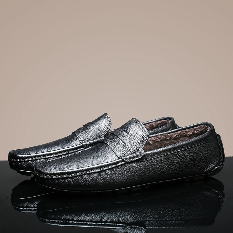 

Winter Warm Dynamic Men Shoes Flat Bottom Anti Slip Soft Sole Soft Surface Business High-end Casual Driving Lazy Street Shoes