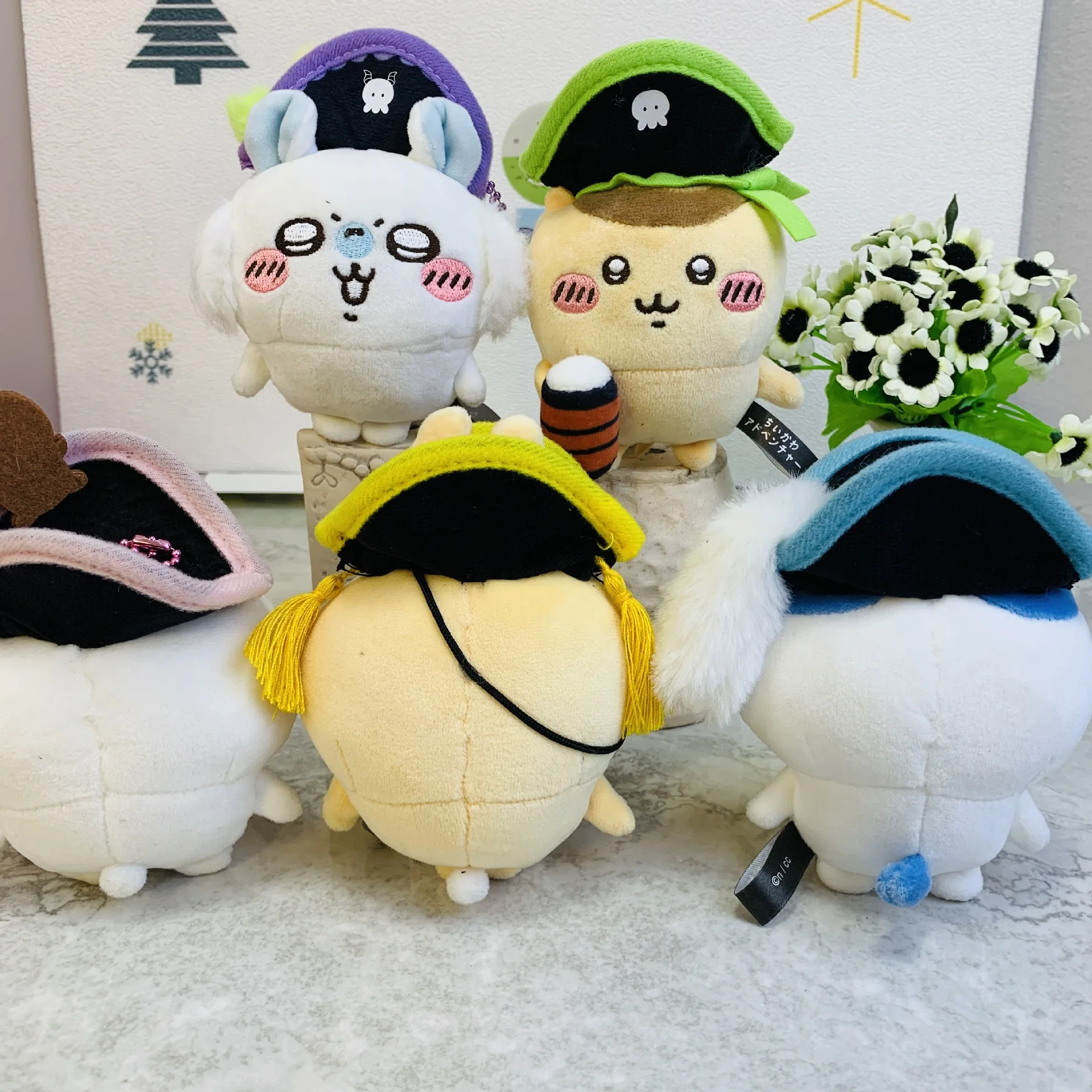 Nouveau style mignon Chiikawa Hachiware Usagi japonais garçons et filles cadeaux d'anniversaire série pirate poupée en peluche sac à dos clé pendentif