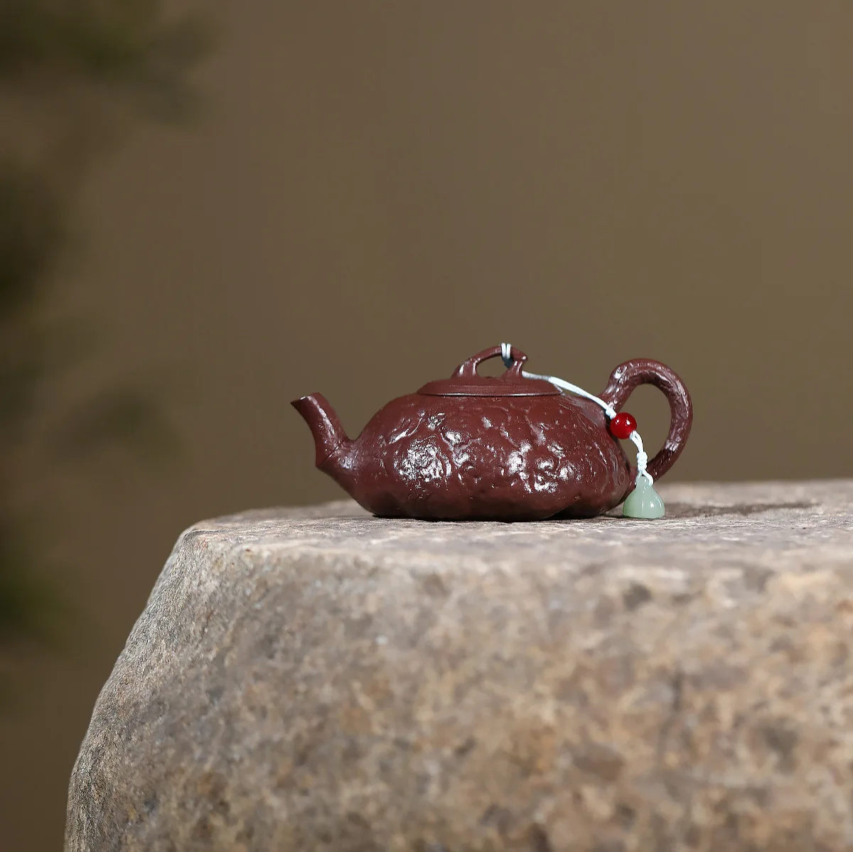 

Handmade Yixing Zisha Teapot Famous Ore Deep Well Purple Clay Gongchun Pot Set 130C