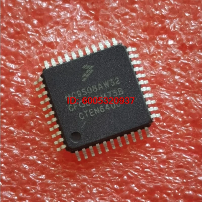 5 pcs/Lot s9s08aw32 original S9S08AW32CFGE mc9s08aw32 Automobile Computer Board CPU MC9S08AW32CFGE QFP -44