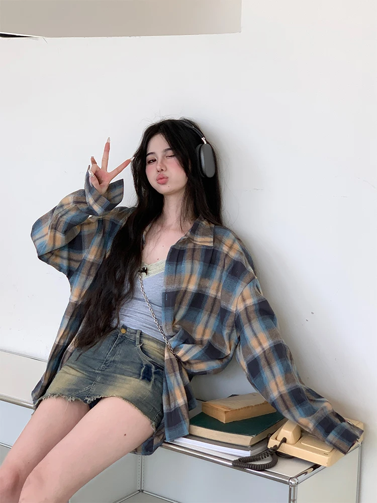 

Retro Lazy Aosphere Long Sve Plaid irt Women's Spring Autumn Loose irt Outerwear Top Collar Button Detail