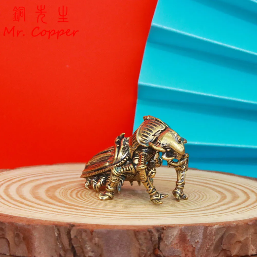 Brass Alien Beetle Figurines Desktop Ornaments Retro Insects Small Statue Micro landscape Decoration Crafts Accessories