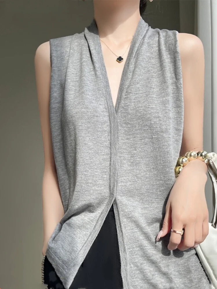 Women Fine Wool Knitted Vest Summer Korean Fashion Sleeveless Sweaters Casual Simple Pullover Waistcoat Solid Color Tops