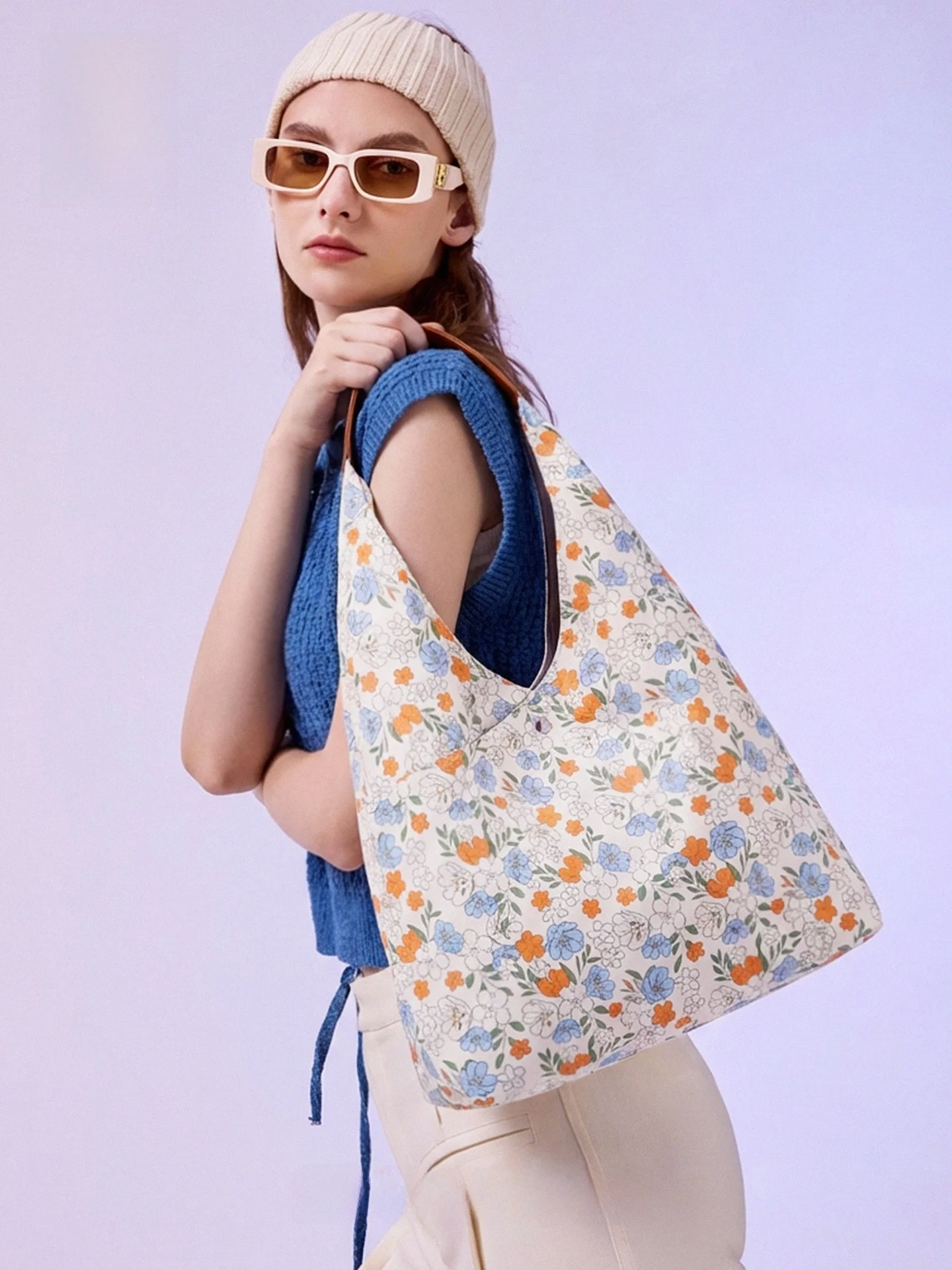 

MuziKai Large Capacity Canvas Tote Bag Women's 2026 New Spring Summer Commuter Shoulder Bag Fashionable Geometric Pattern