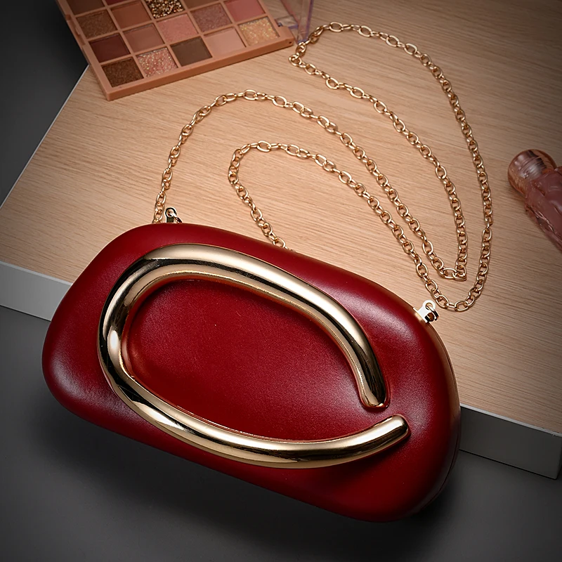 

Fashionable Women Cute Evening Purse with Removable Chain Ladies Elegant Hand Clutch Bag New Box Shape Clutch Bag