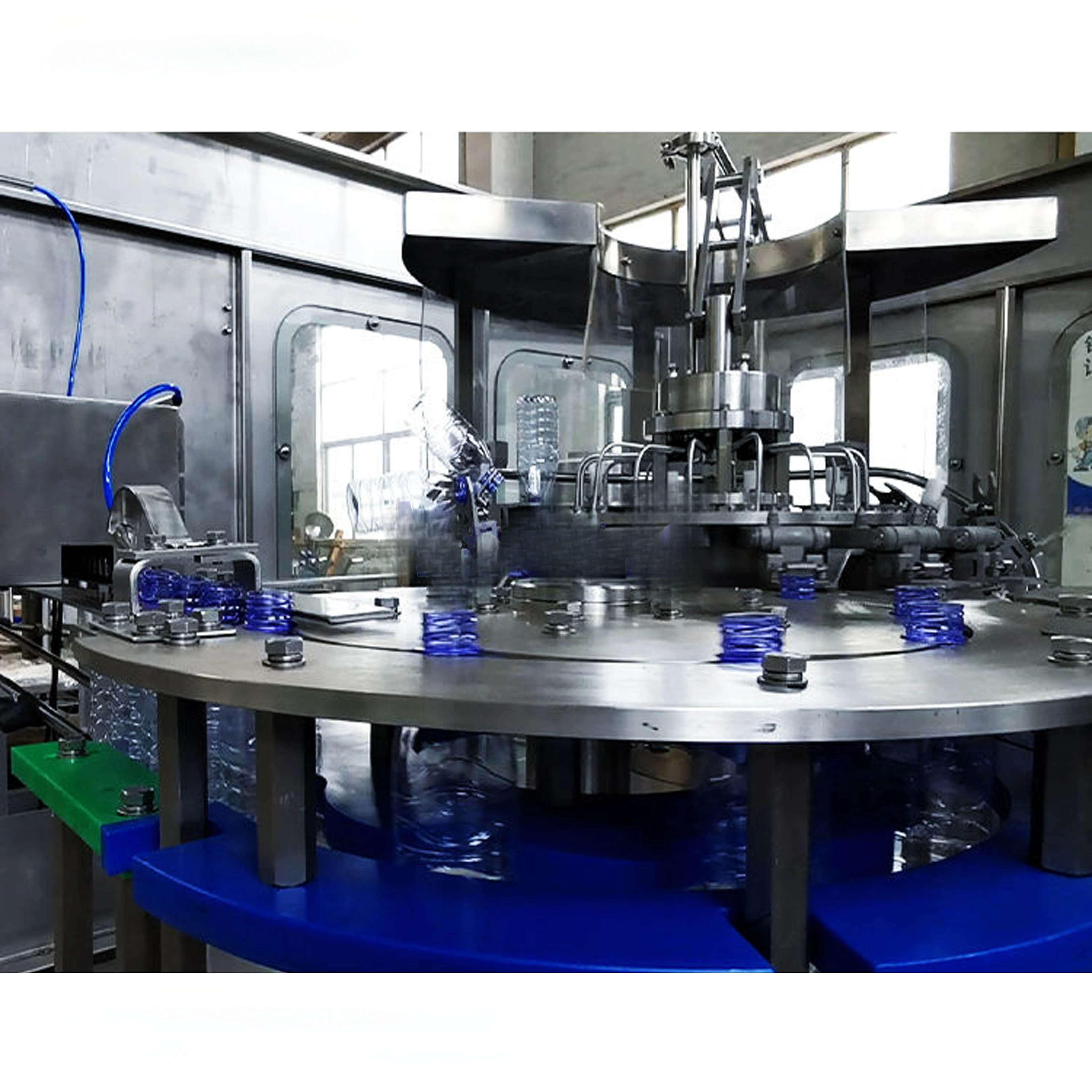 Pure Water Filling Line with Pure Water Three-in-one Filling Machine, Realizing Rinse-fill-cap, Matching Water Filling Specs