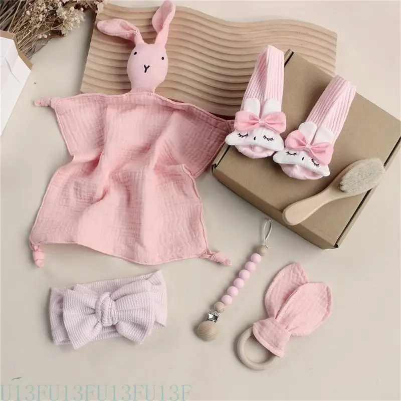 

652F Baby Christmas Gifts Set Infant Toddlers Shower Gift Box Including Soothe Towel Socks Saliva Towel Teether Headband