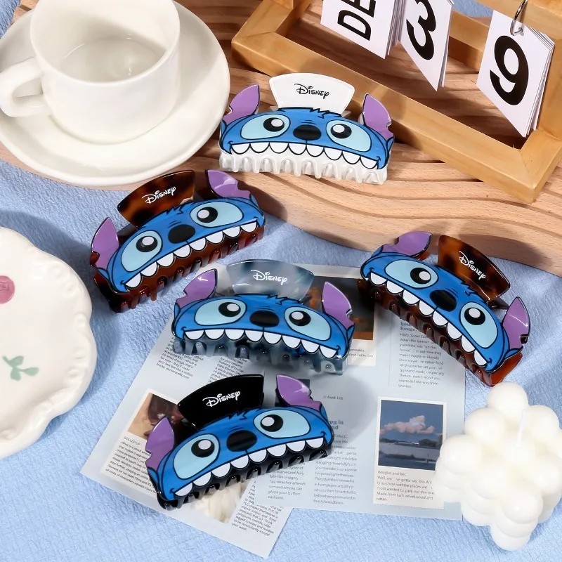 

Stitch Shark Clip Cartoon Cute Figure Big Head Grab Clip Funny Back of The Head Hair Disc Washing Commuting Creative Practical