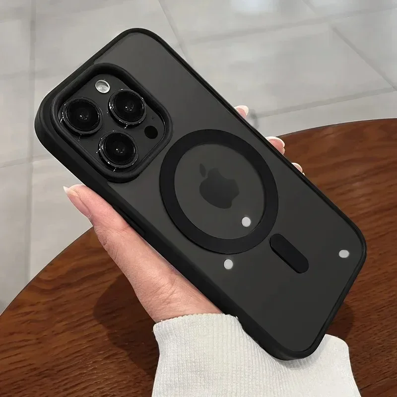 حافظة شفافة سوداء متقدمة للأعمال الفاخرة لهاتف آيفون 15 14 13 12 11 Pro Max Plus Magsafe غطاء حماية مغناطيسي غير لامع مضاد للانزلاق