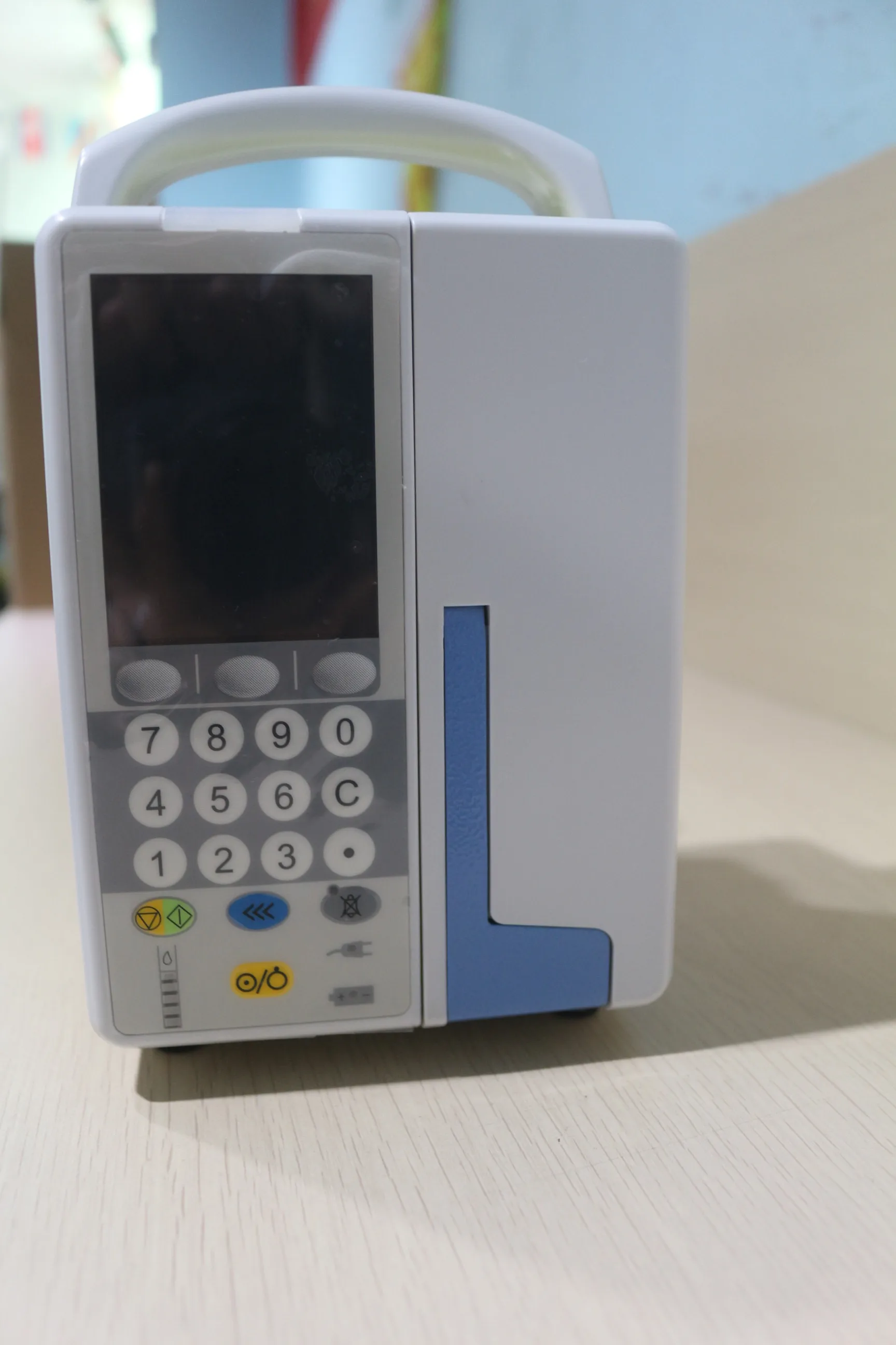 LTSI01 Infusion Pump Hospital medical 3.2 Inches high definition-color display