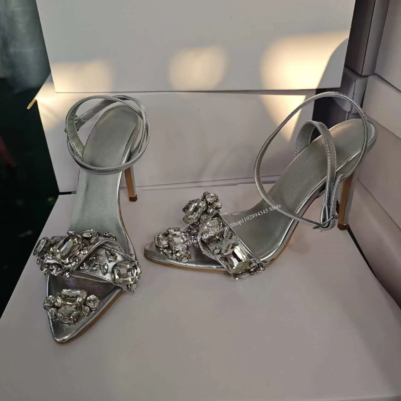 

Silver Diamond Buckle Sandals Pointed Toe Thin High Heel Fashionable Sexy Cool 2024 Summer Big Size Woman Shoes Zapatillas Mujer